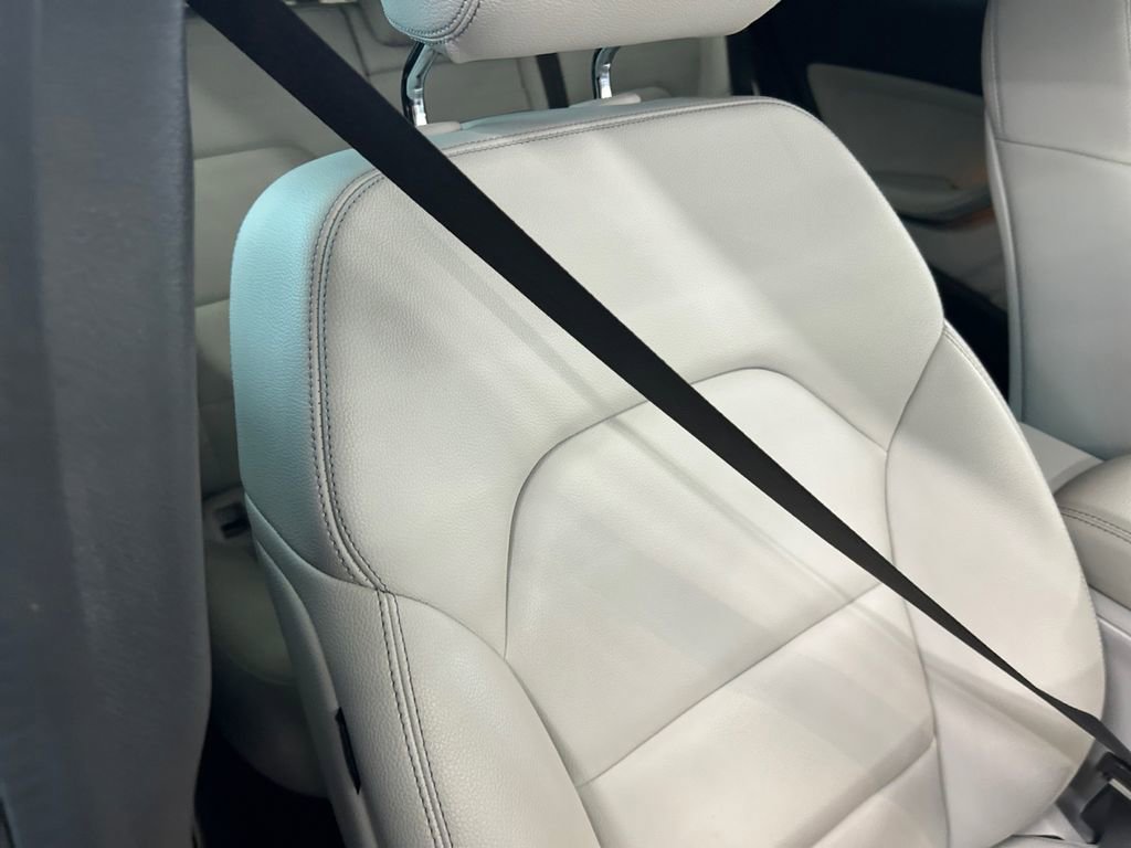 Used 2019 Mercedes-Benz GLA 250 4MATIC image 25