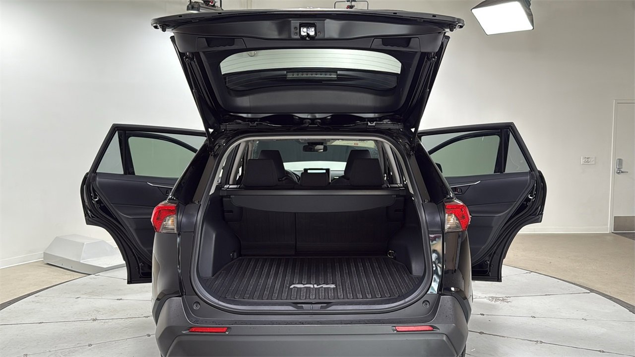 Certified 2025 Toyota RAV4 LE image 16