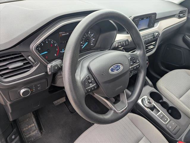 Used 2022 Ford Escape S image 9