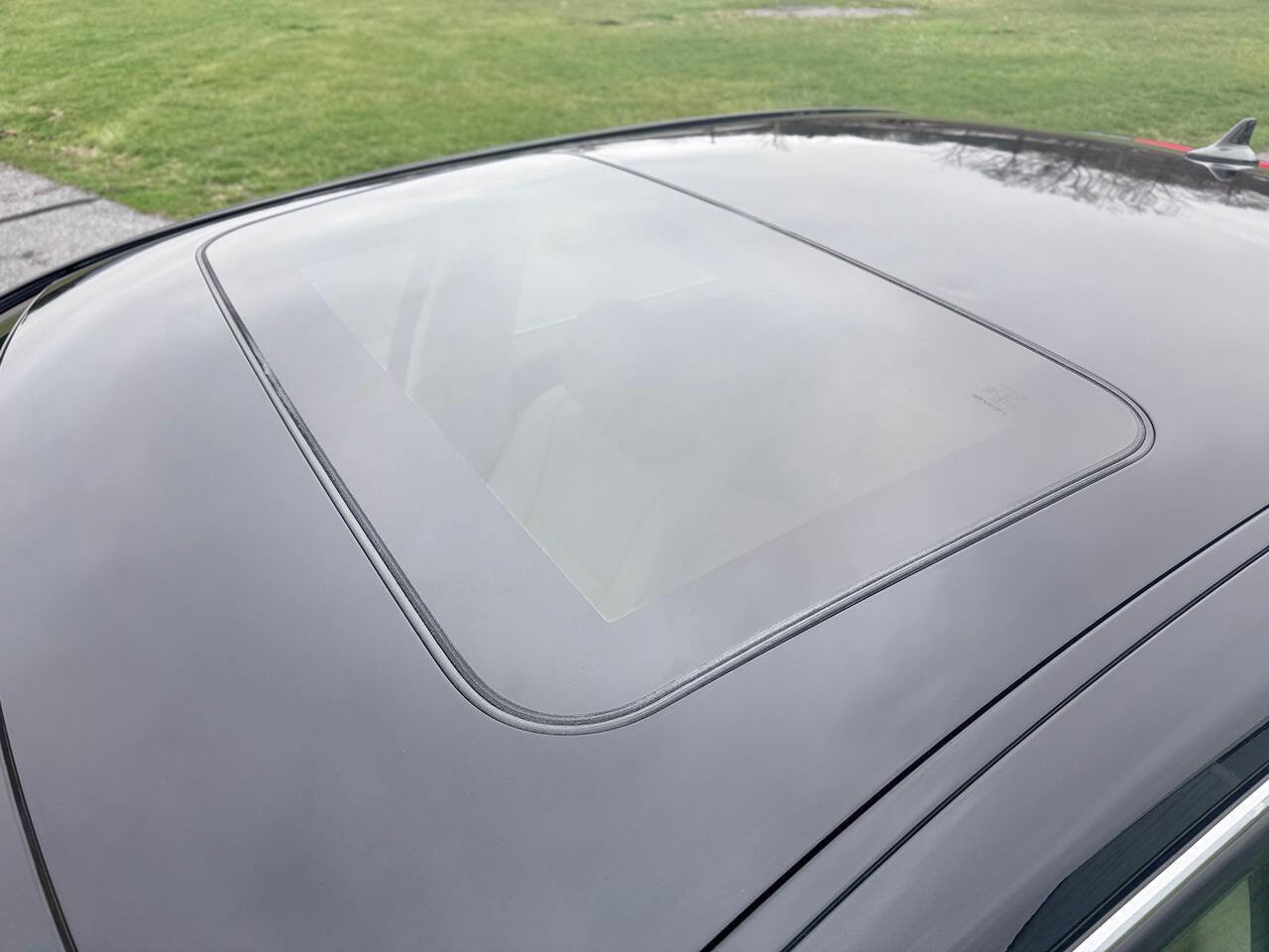 Used 2012 Lexus LS 460 AWD w/ Comfort Plus Pkg image 4