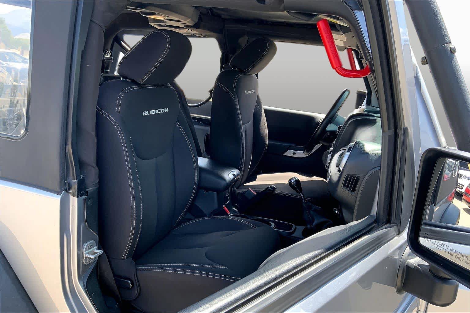 Used 2013 Jeep Wrangler Rubicon w/ PWR Convenience Group AWD/4WD image 8