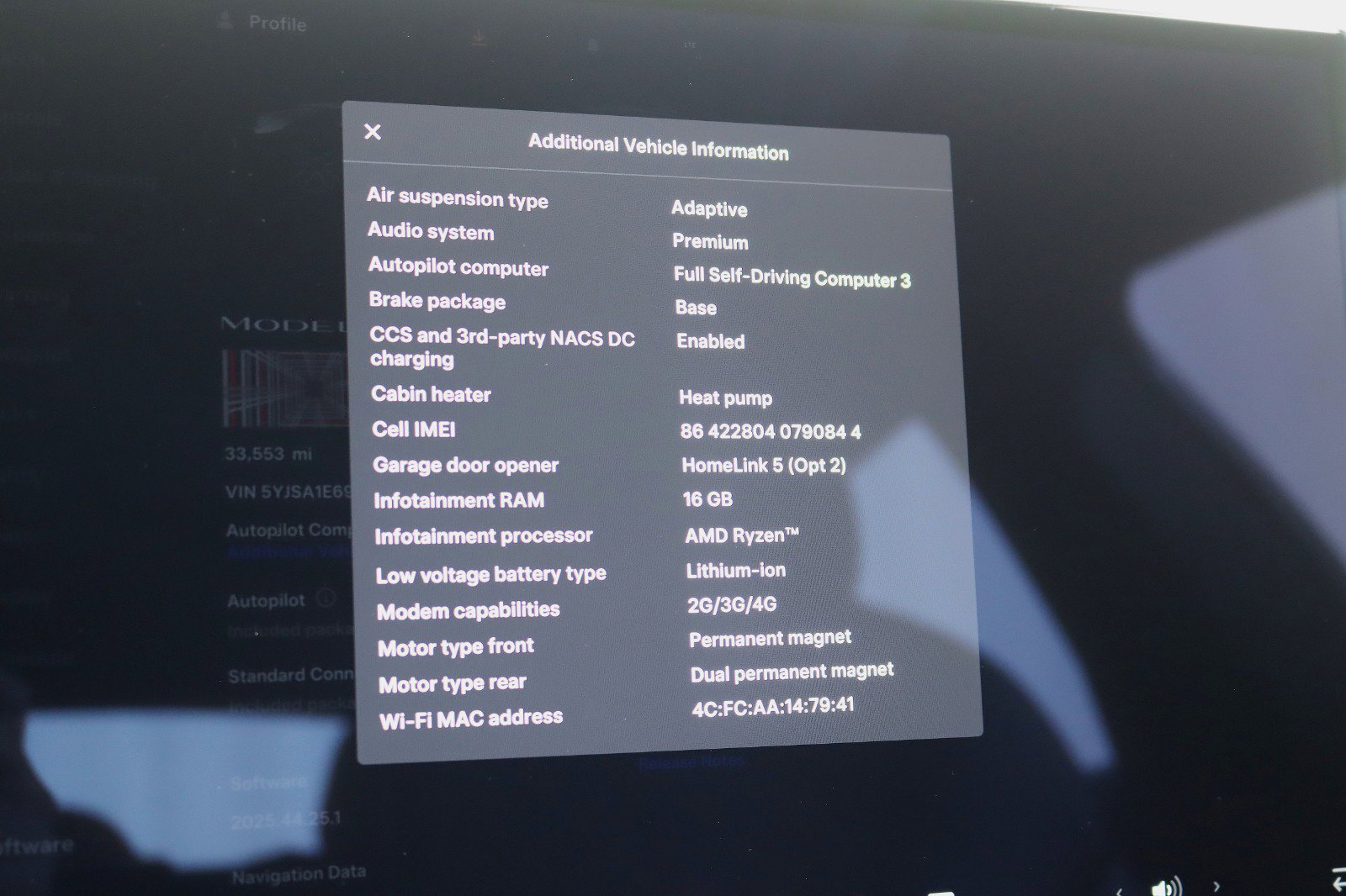 Used 2022 Tesla Model S Plaid image 28