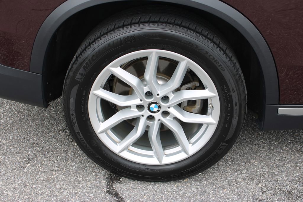 Used 2019 BMW X5 xDrive40i w/ Executive Package image 37