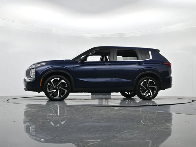 Used 2024 Mitsubishi Outlander SE FWD image 41