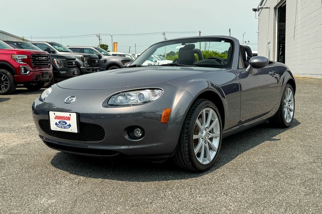 Used 2006 MAZDA MX-5 Miata Sport w/ Suspension Pkg RWD image 7