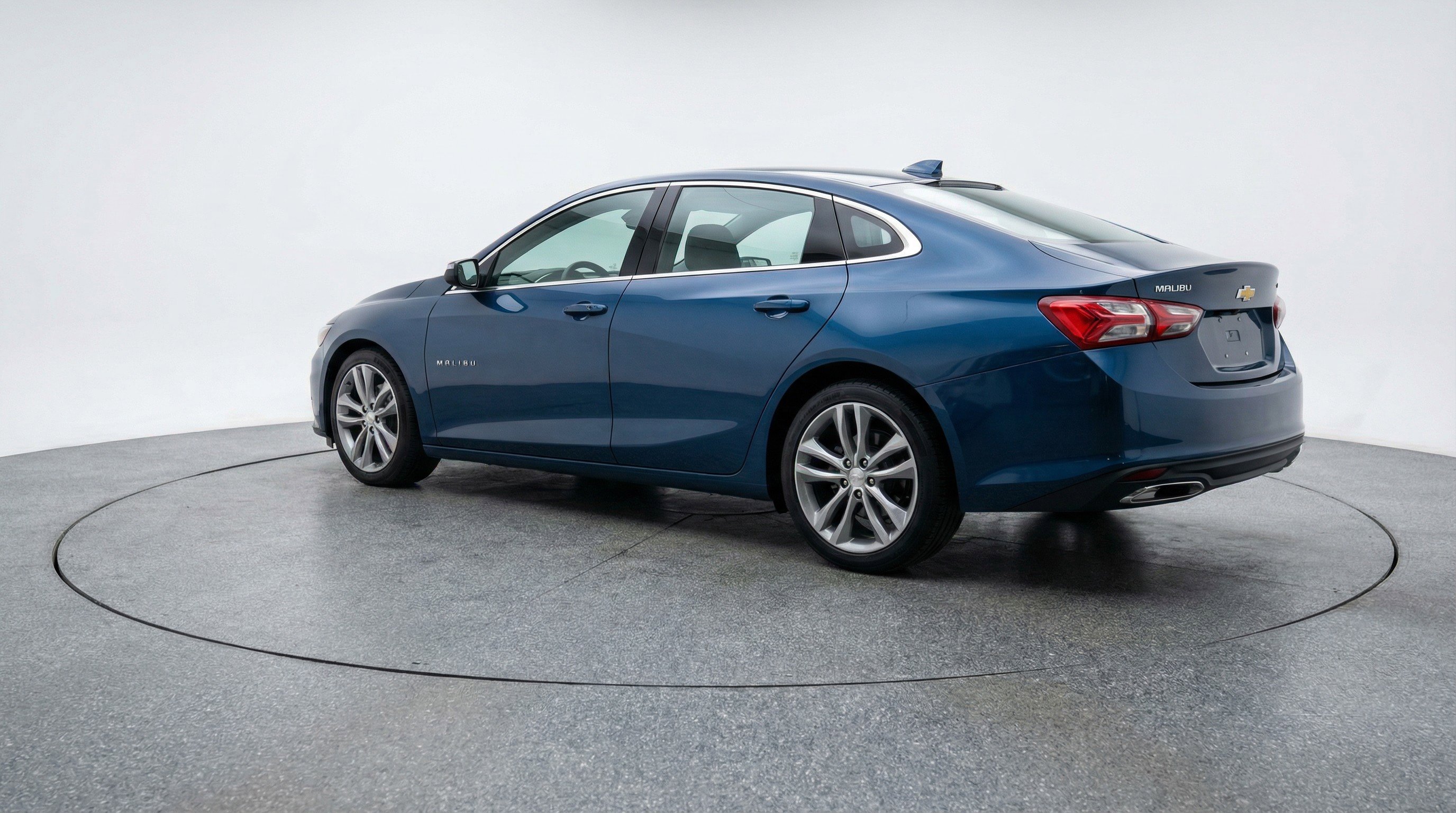 Used 2024 Chevrolet Malibu LT image 6