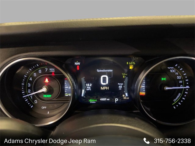 Used 2023 Jeep Wrangler Unlimited Sahara w/ Cold Weather Group image 15