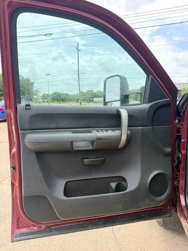Used 2008 Chevrolet Silverado 3500 LT AWD/4WD image 11
