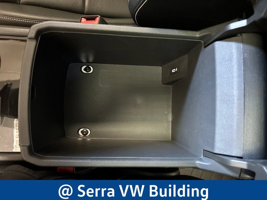 Certified 2022 Volkswagen Atlas SEL R-Line AWD/4WD image 28