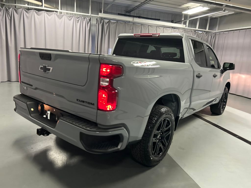 Used 2024 Chevrolet Silverado 1500 Custom w/ LPO, Dark Essentials Package AWD/4WD image 7