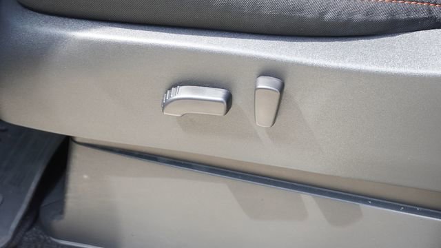 Used 2023 Nissan Frontier PRO-4X w/ Pro Convenience Package AWD/4WD image 18