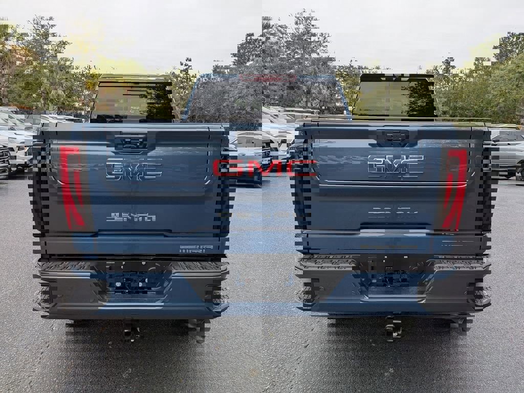 New 2026 GMC Sierra 2500 Denali w/ Denali Reserve Package image 5