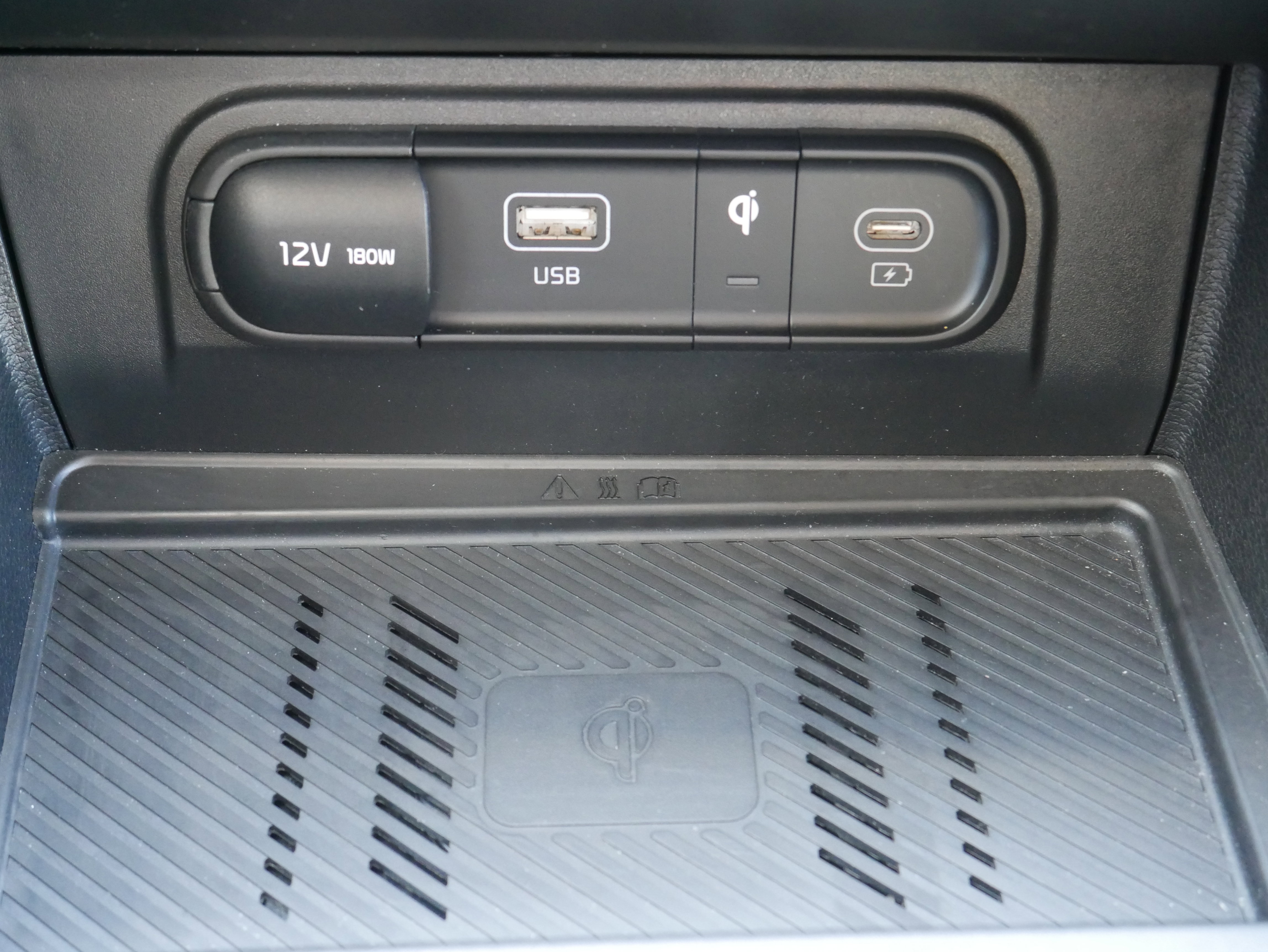 Used 2023 Kia Sportage EX image 21