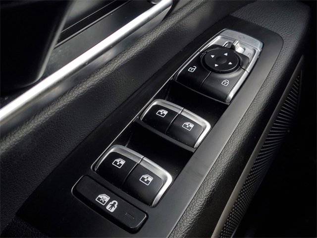 Used 2024 Kia Telluride EX w/ EX Captain's Chair Package image 22