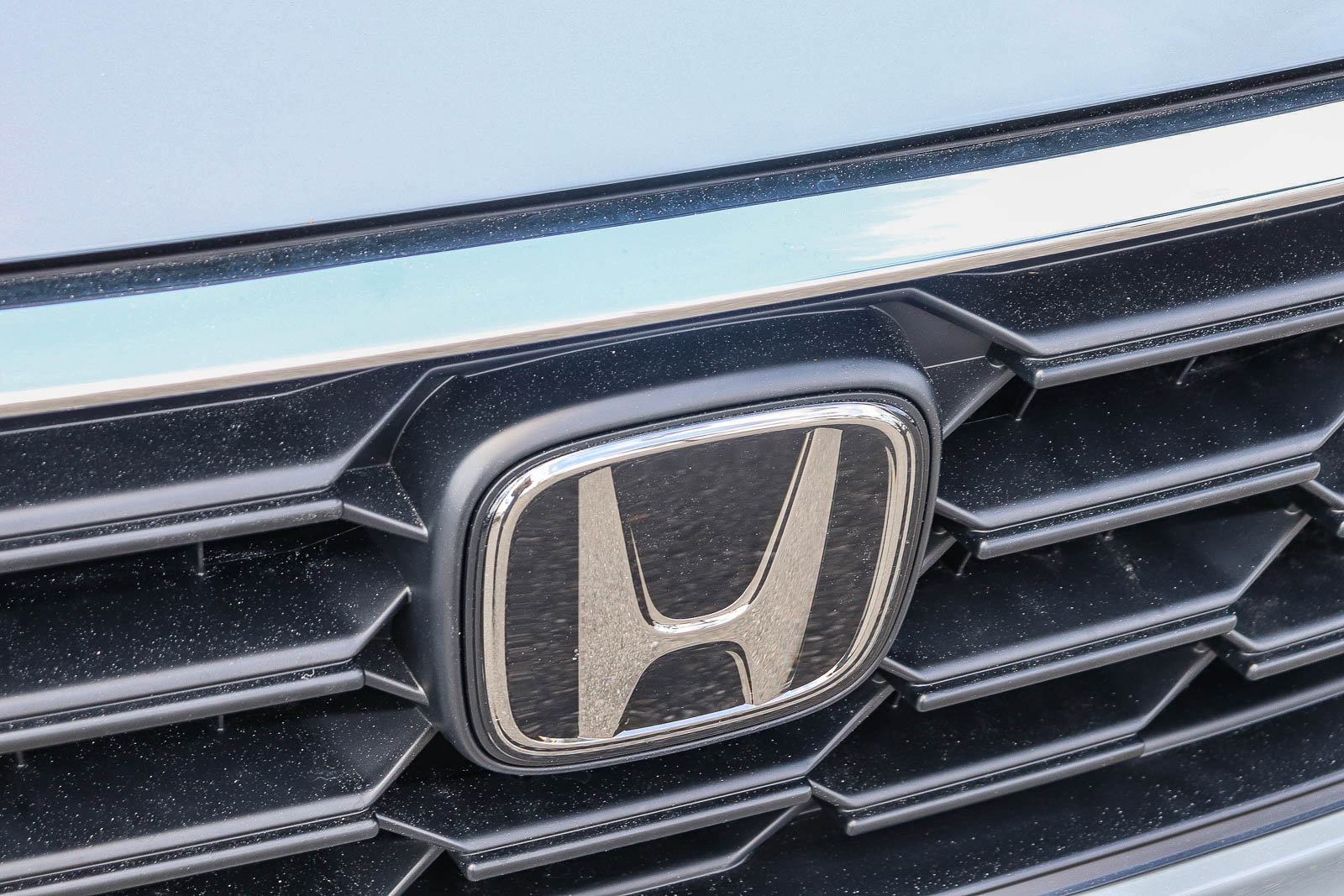 Certified 2025 Honda CR-V LX image 4