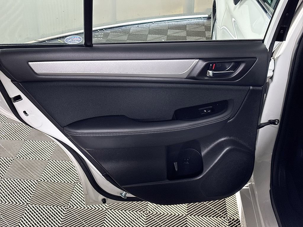 Used 2017 Subaru Legacy 2.5i Premium image 20