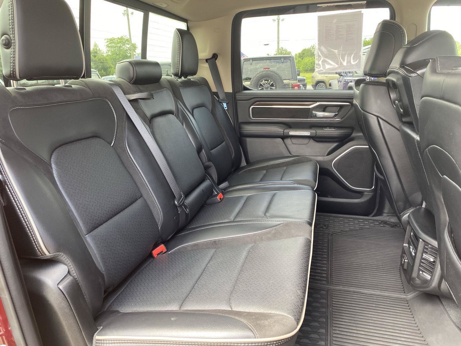 Used 2021 RAM 1500 Laramie AWD/4WD image 34