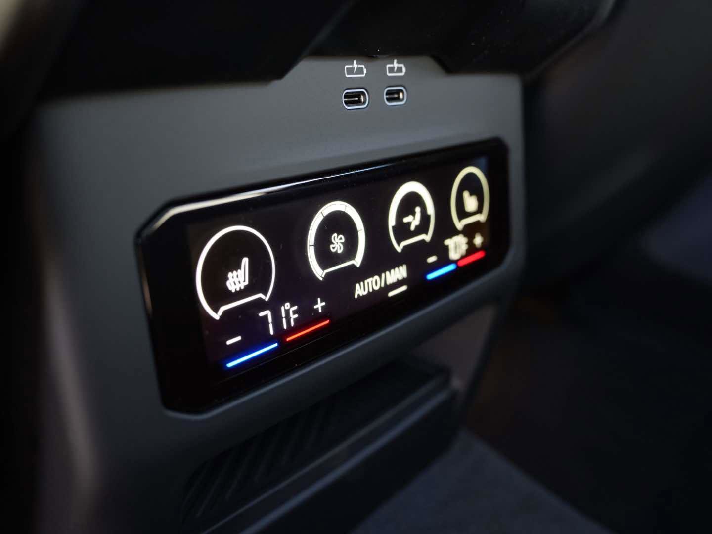 New 2026 BMW M5 Touring image 21