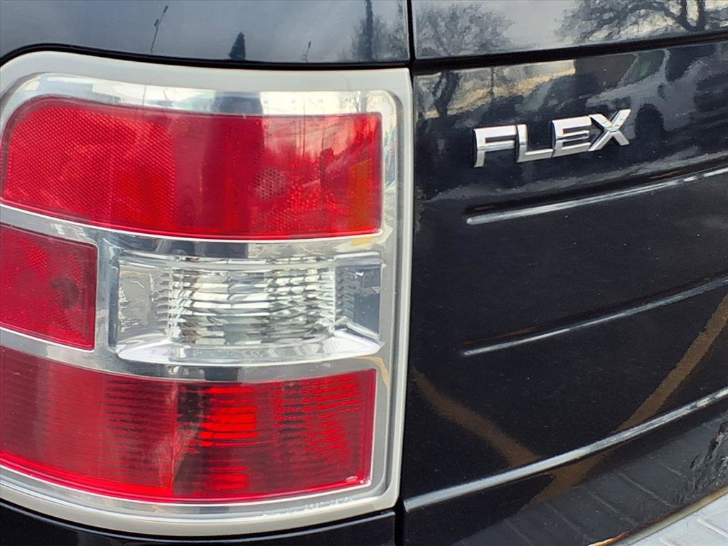 Used 2009 Ford Flex SE image 14