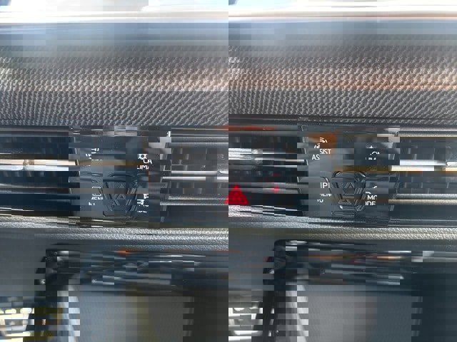 New 2025 Volkswagen GTI SE image 15