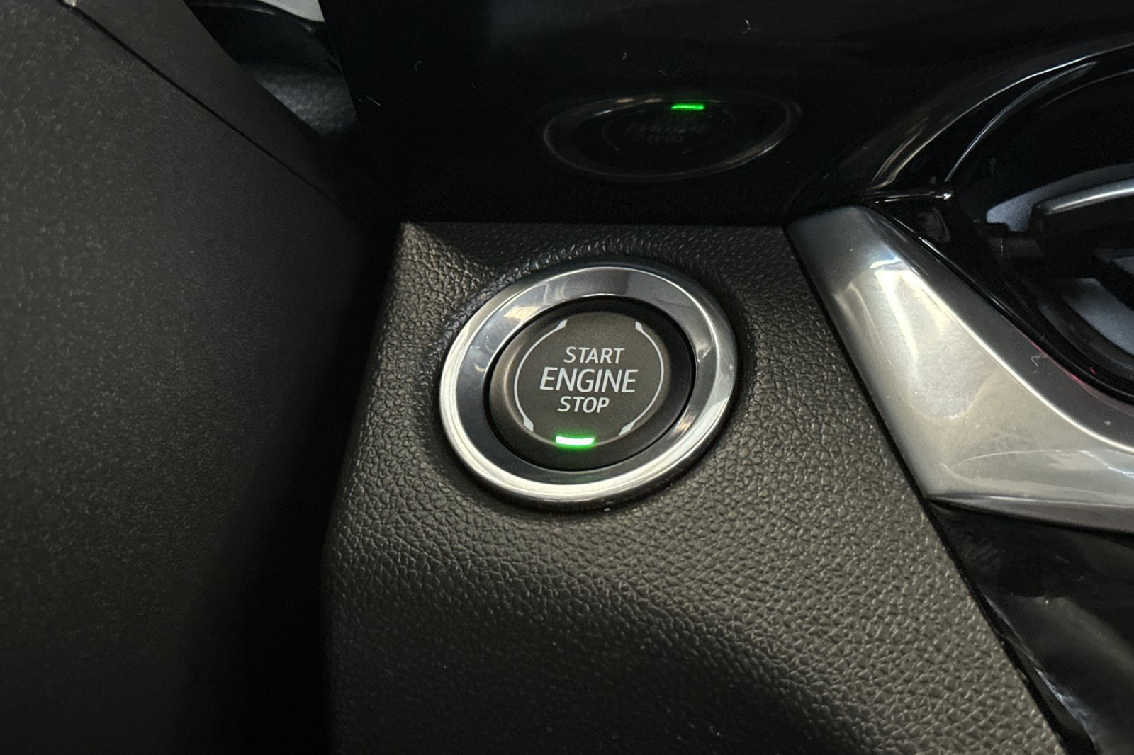 Certified 2024 Buick Envista Avenir FWD image 29