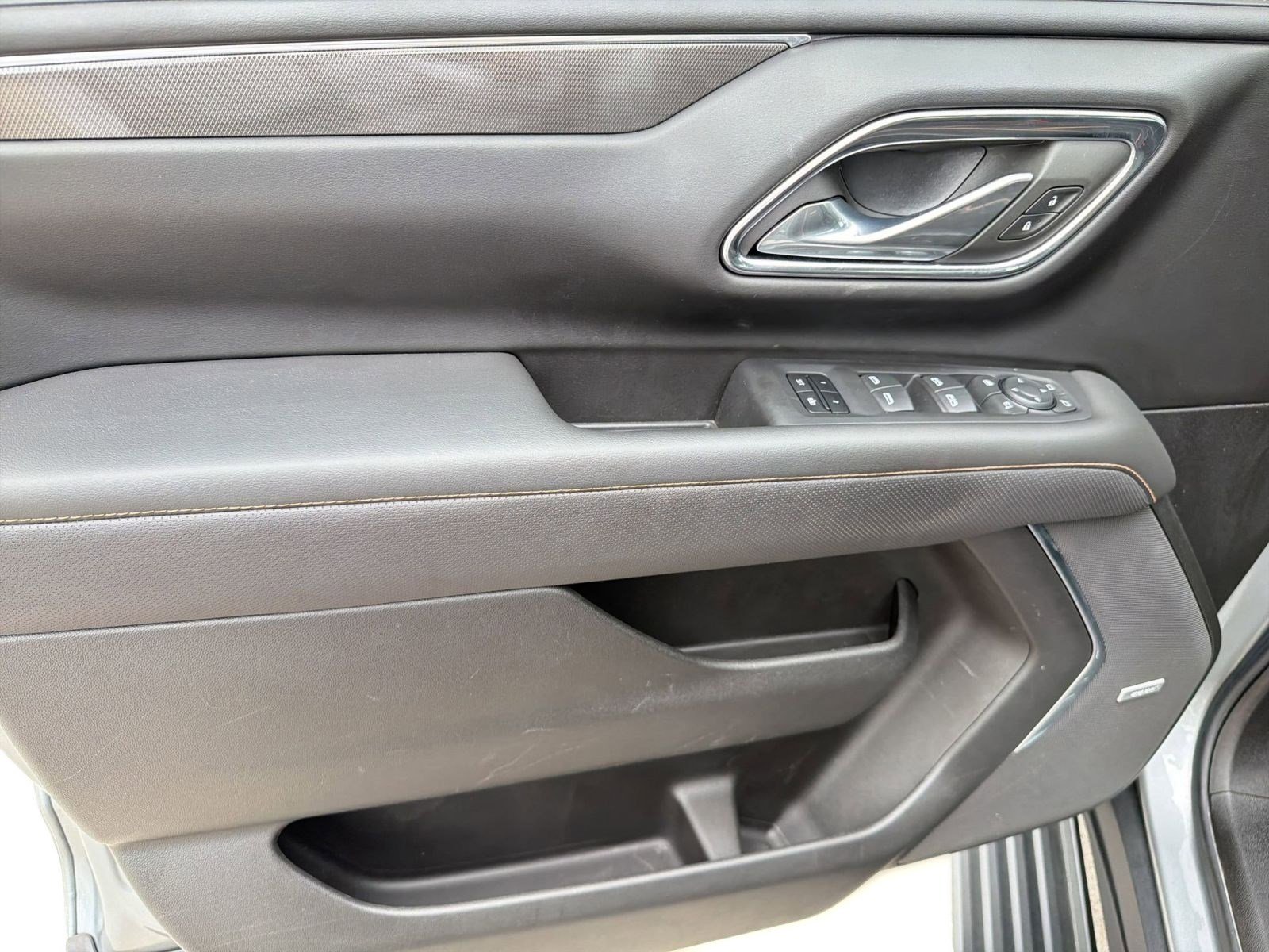 Certified 2023 GMC Yukon AT4 w/ AT4 Premium Plus Package image 13