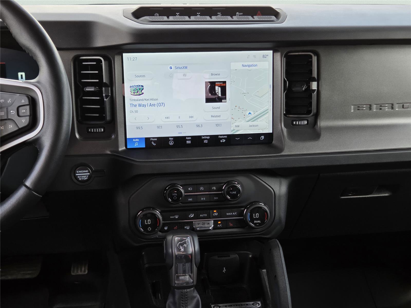 Used 2025 Ford Bronco Badlands AWD/4WD image 10