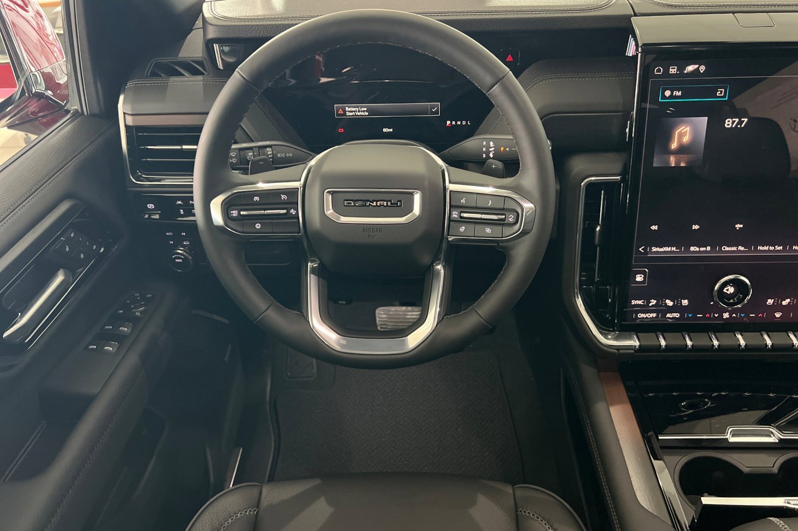 New 2026 GMC Yukon Denali w/ Sun & Power Step Package image 13