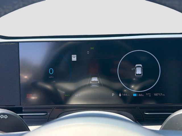 Used 2024 Hyundai Kona SEL FWD image 12