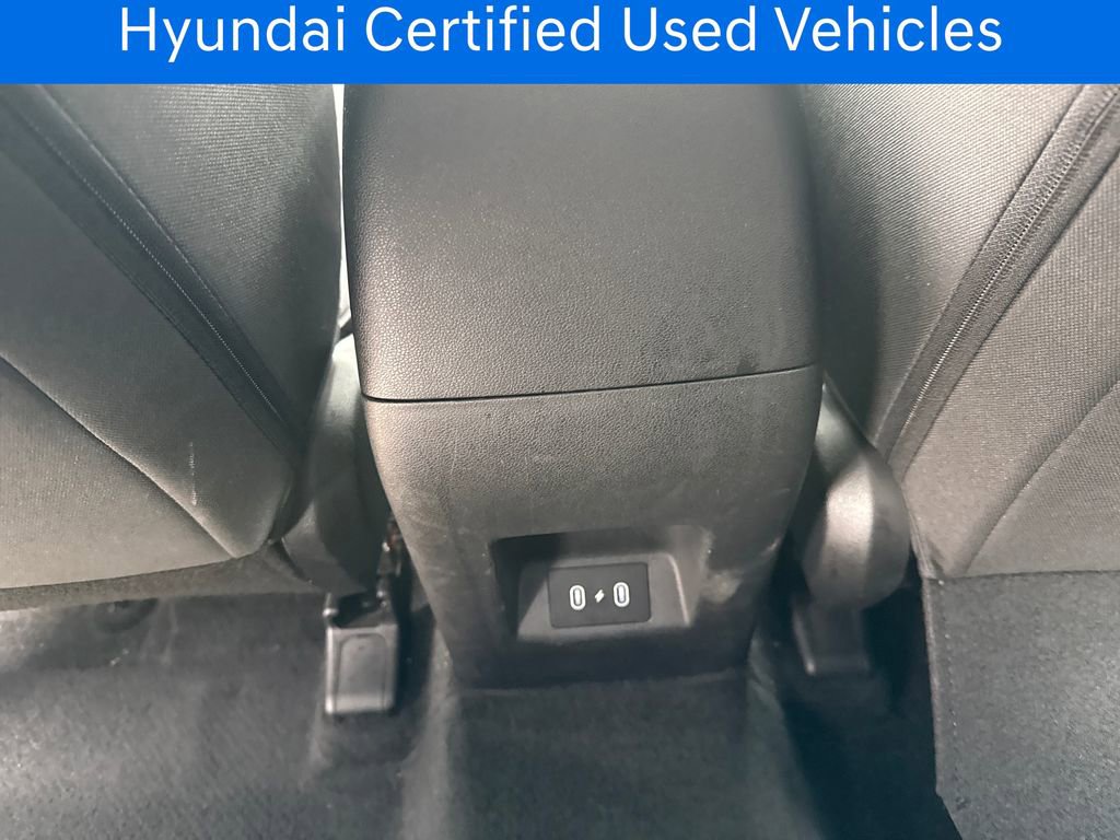 Certified 2025 Hyundai Tucson SE FWD image 18