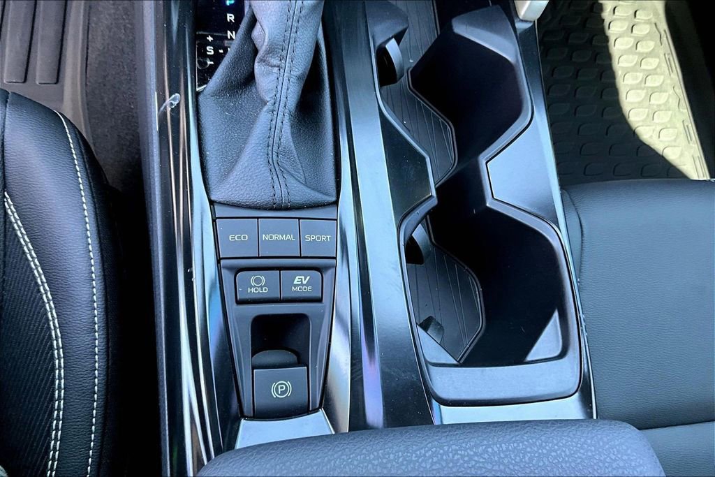 Used 2026 Toyota Camry SE image 17