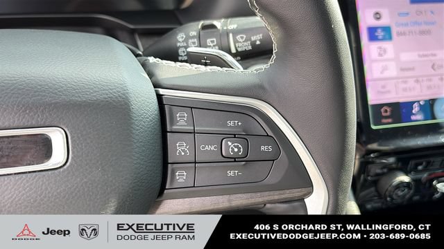 Used 2021 Jeep Grand Cherokee L Limited AWD/4WD image 14