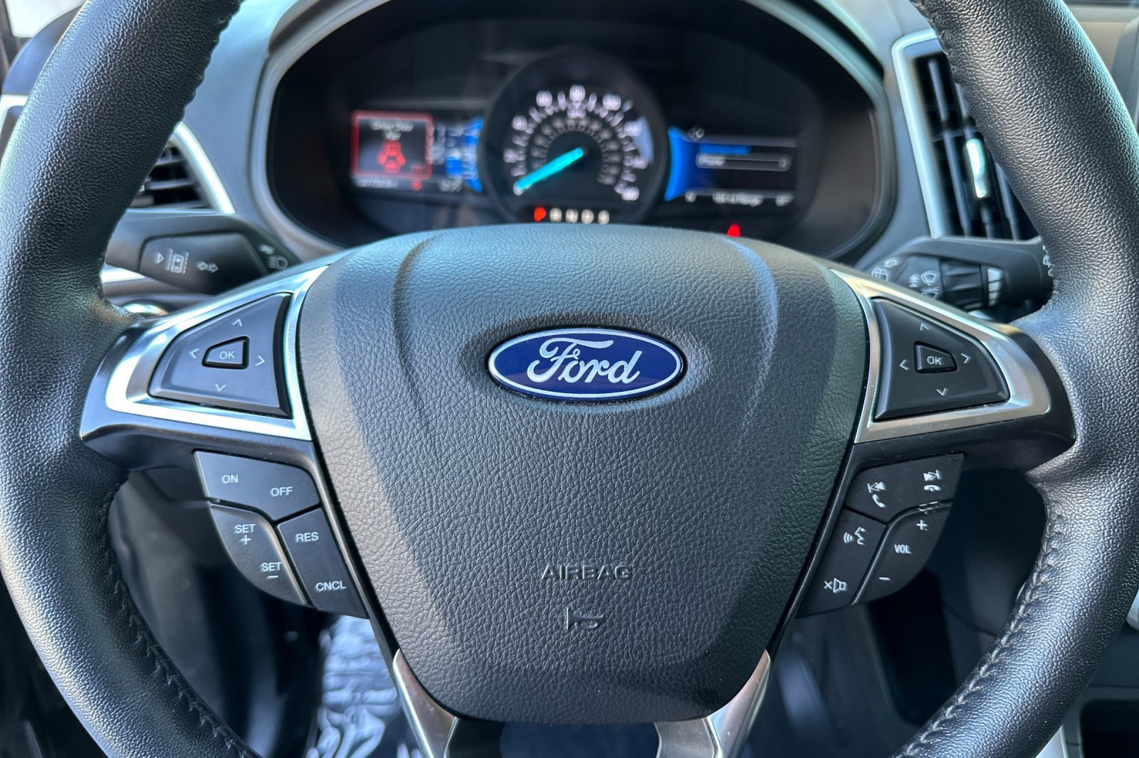 Used 2024 Ford Edge SEL w/ Convenience Package AWD/4WD image 24
