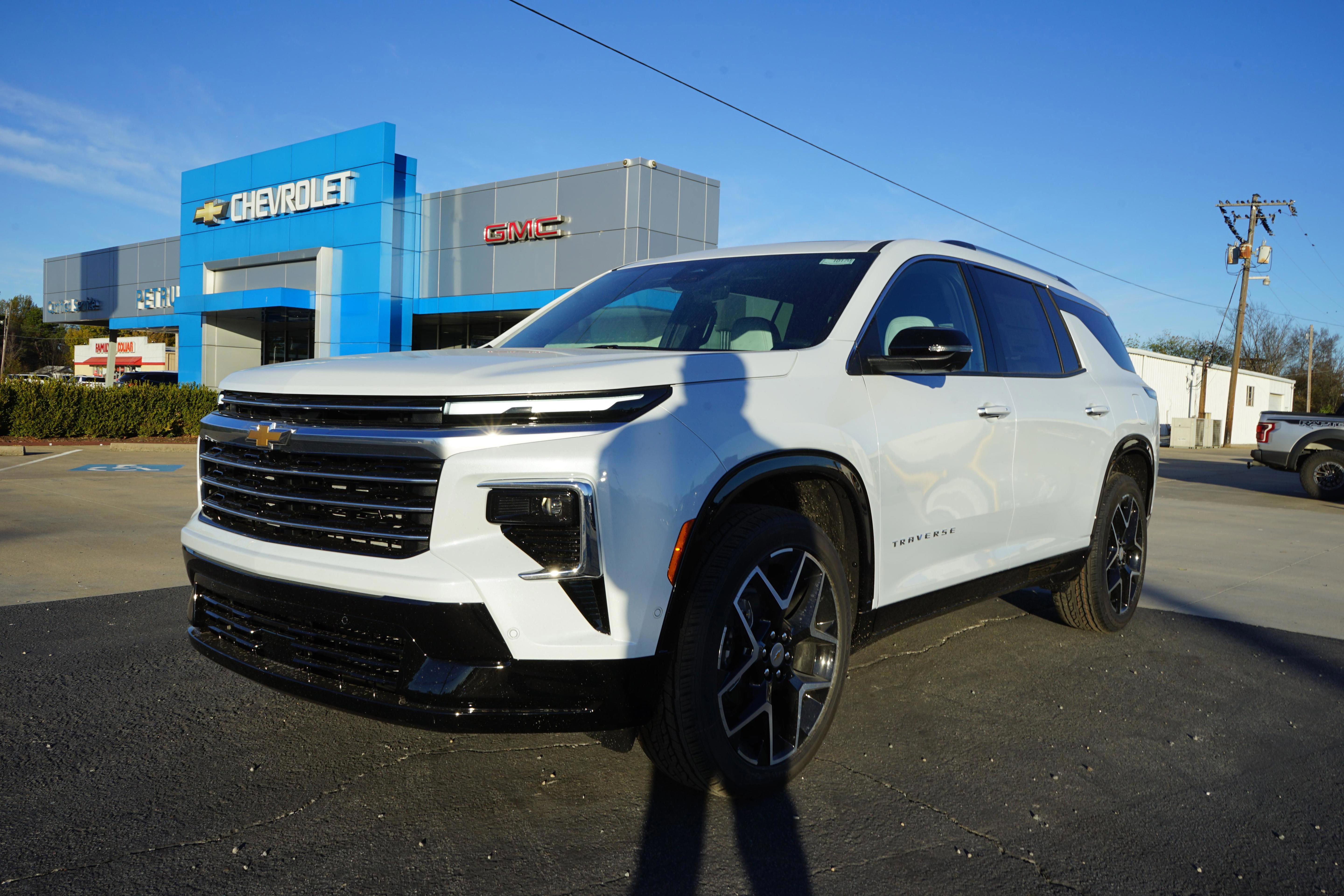 New 2026 Chevrolet Traverse High Country image 1