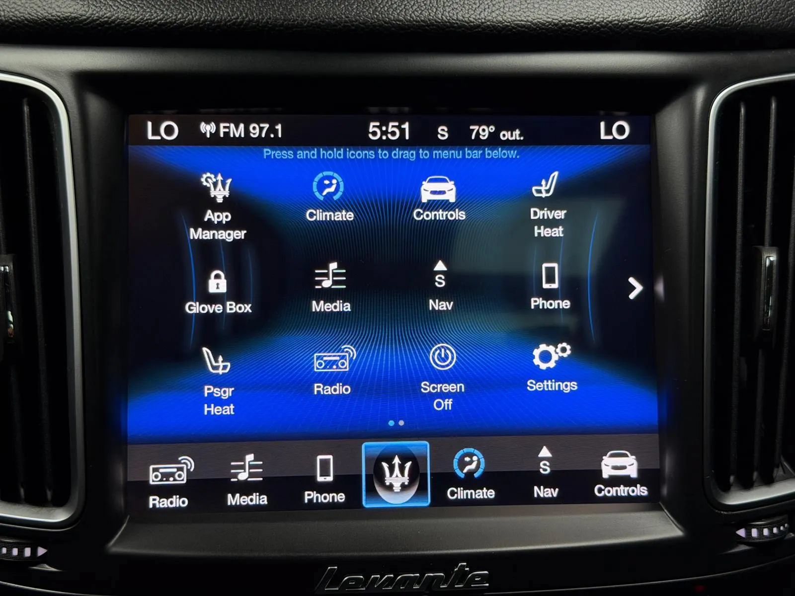 Used 2018 Maserati Levante AWD/4WD image 33