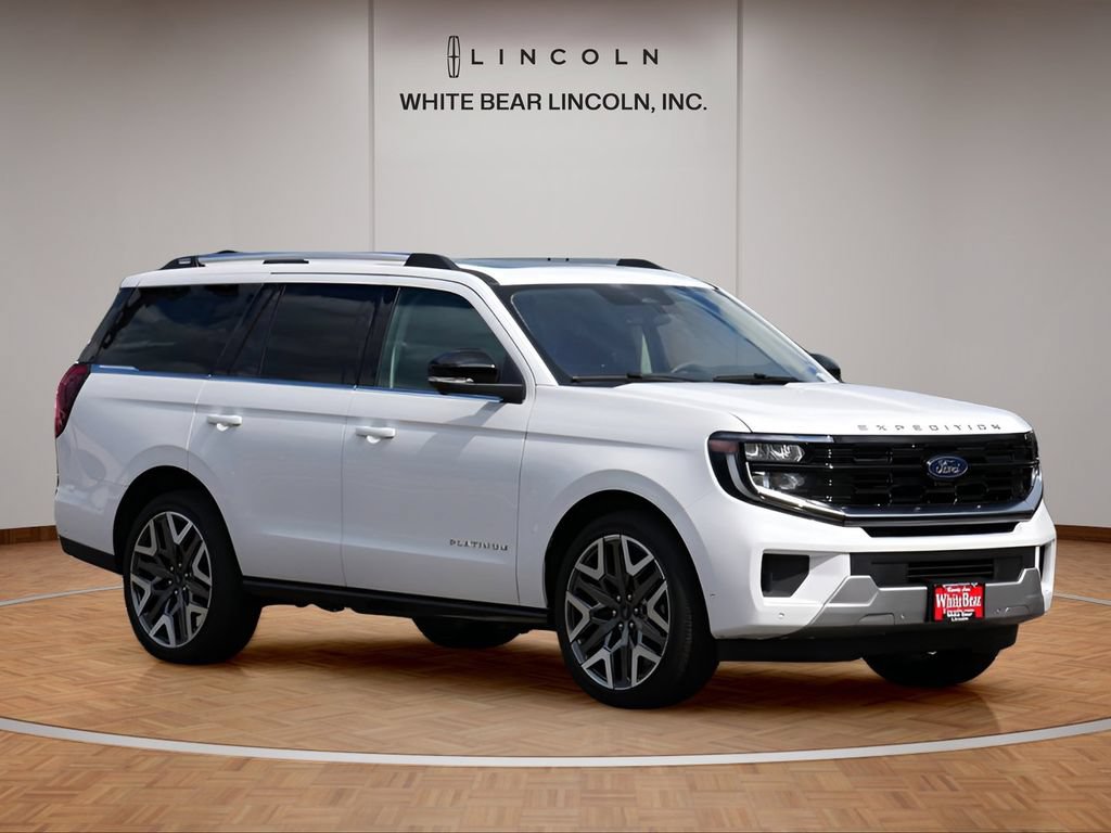 Used 2025 Ford Expedition Platinum w/ Platinum Ultimate Package AWD/4WD image 3