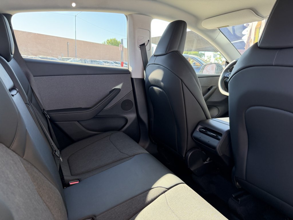 Used 2026 Tesla Model Y 2WD image 42