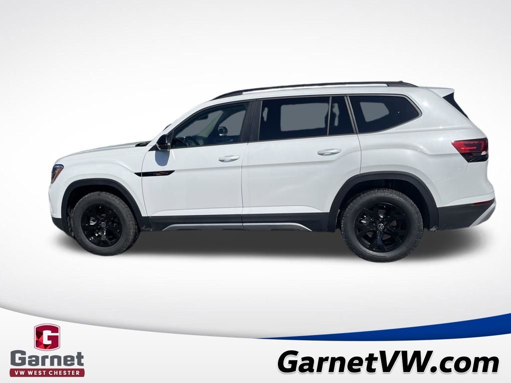 New 2026 Volkswagen Atlas Peak Edition AWD/4WD image 2