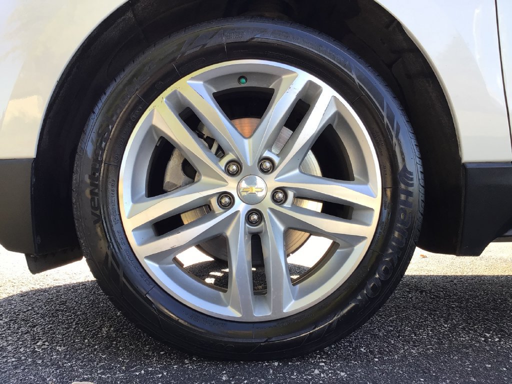Used 2020 Chevrolet Equinox Premier AWD/4WD image 21