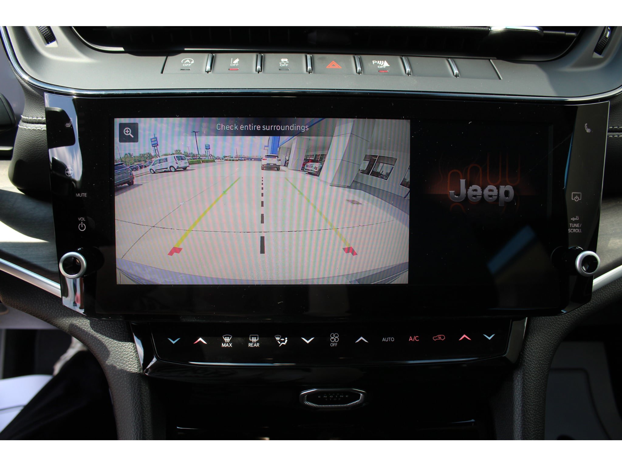 New 2027 Jeep Grand Cherokee Limited AWD/4WD image 12