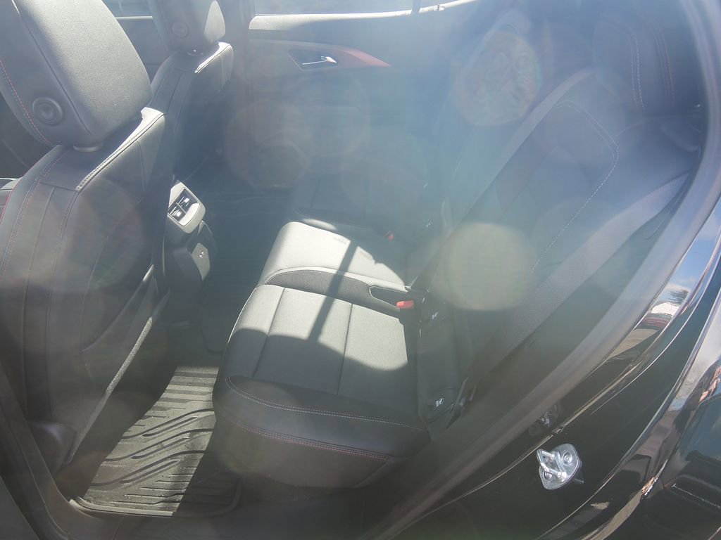 Used 2025 Chevrolet Equinox EV RS FWD image 22