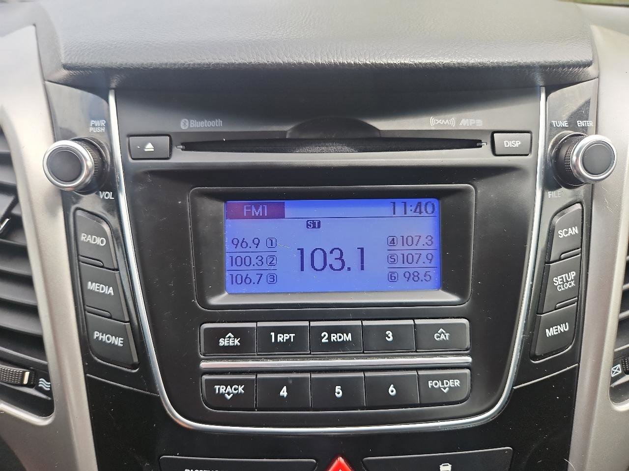 Used 2013 Hyundai Elantra GT FWD image 27