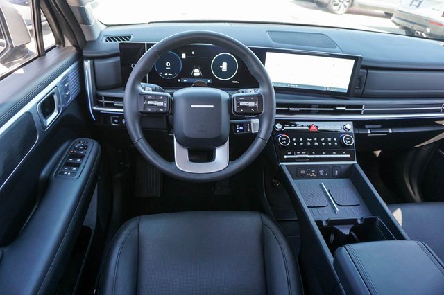 Used 2025 Hyundai Santa Fe Limited image 16