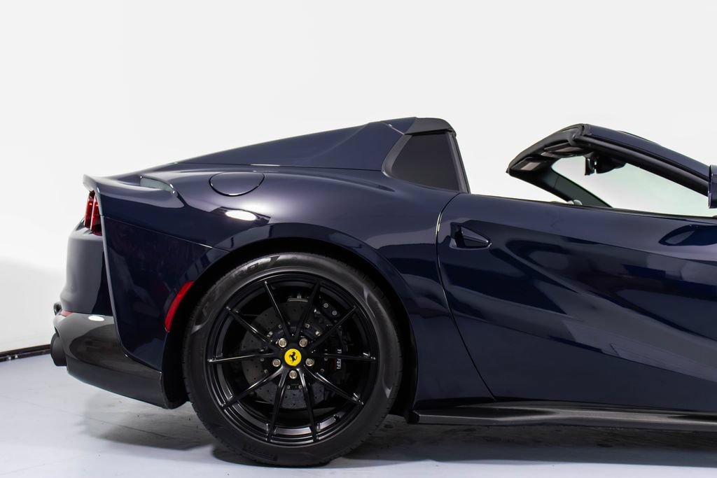 Certified 2023 Ferrari 812 GTS RWD image 17