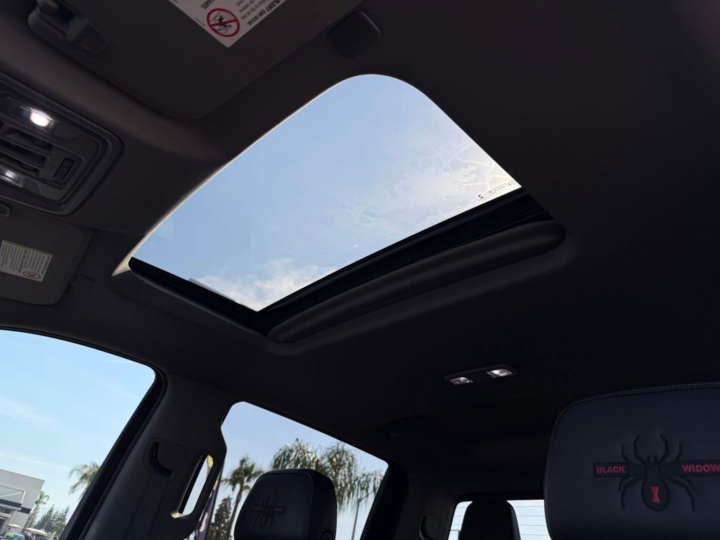 Used 2020 Chevrolet Silverado 2500 LTZ w/ LTZ Premium Package image 18