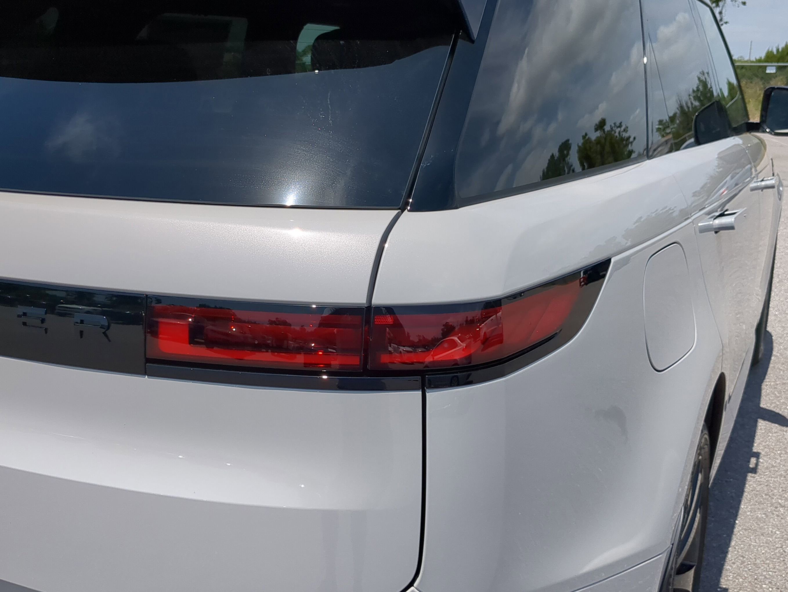 New 2025 Land Rover Range Rover Sport Dynamic SE image 7