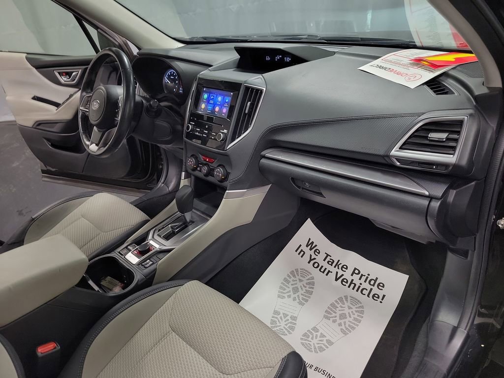 Used 2021 Subaru Forester Premium image 23