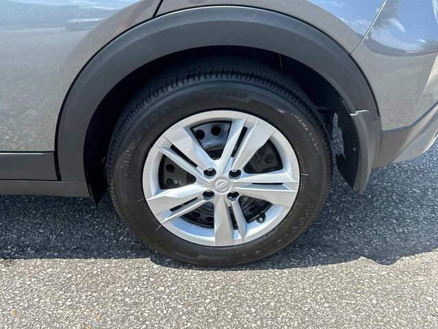 New 2025 Nissan Kicks Play S image 13