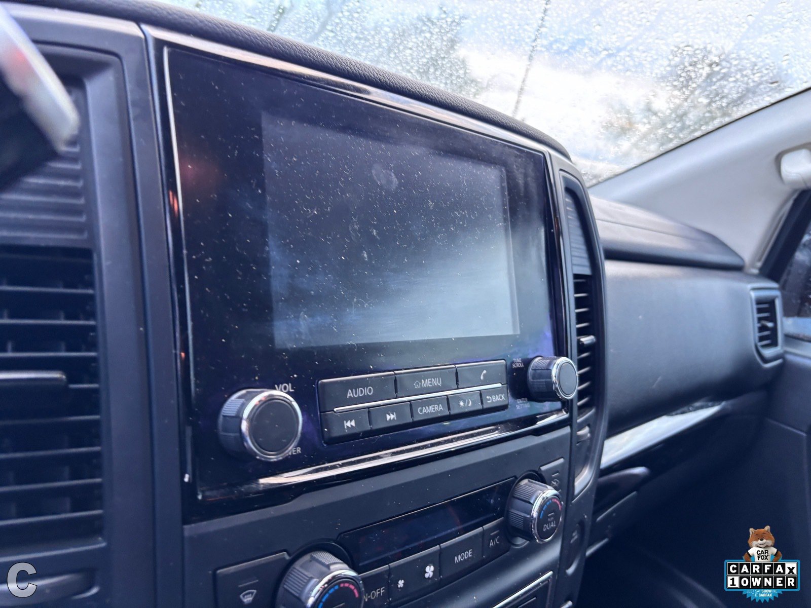 Used 2024 Nissan Titan SV w/ SV Convenience Package RWD image 23