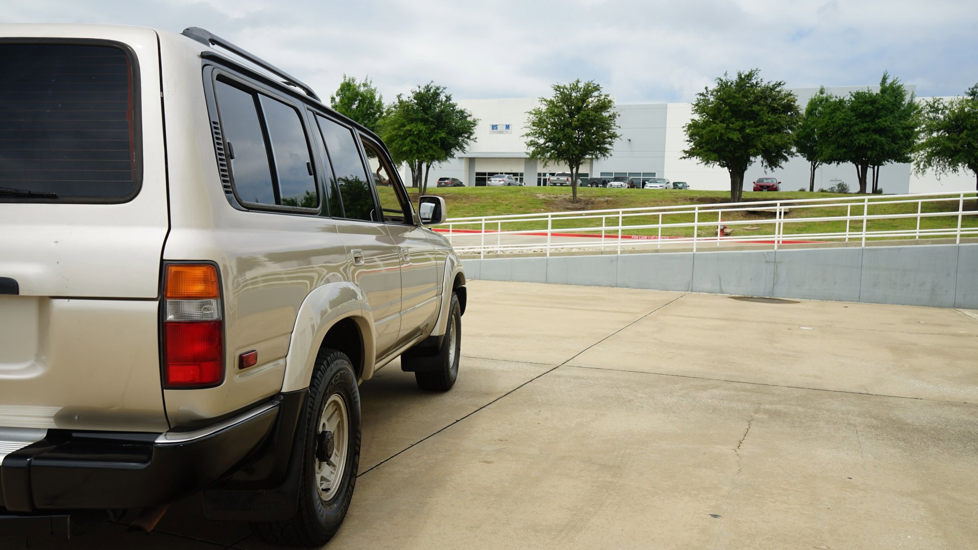 Used 1992 Toyota Land Cruiser AWD/4WD image 38